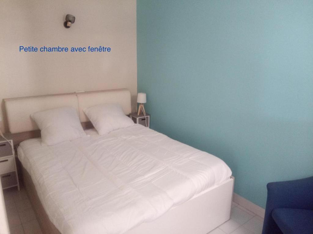 Appartement Plage, Entier , Piscine,parking,plage à 200m *